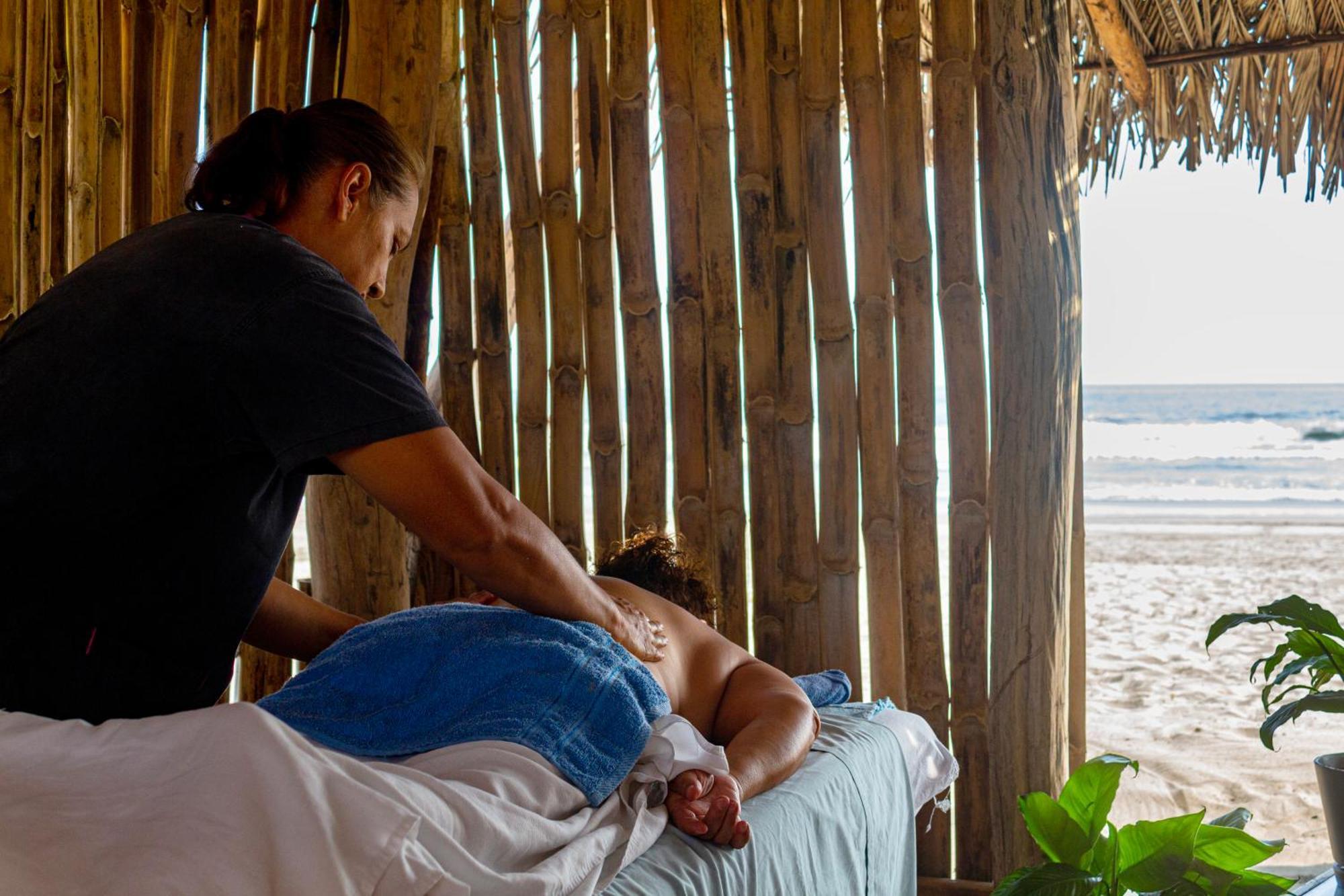 Hotel Tres Santos Troncones Eksteriør bilde