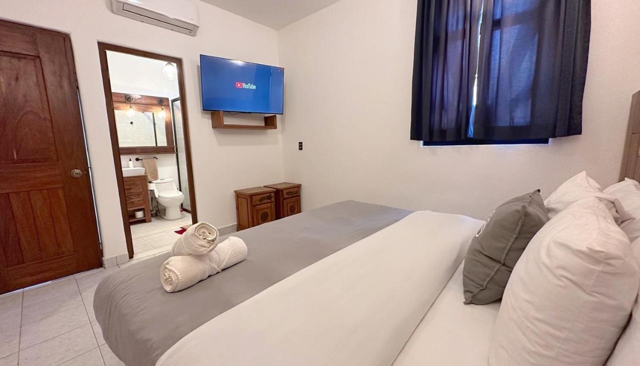 Hotel Tres Santos Troncones Eksteriør bilde
